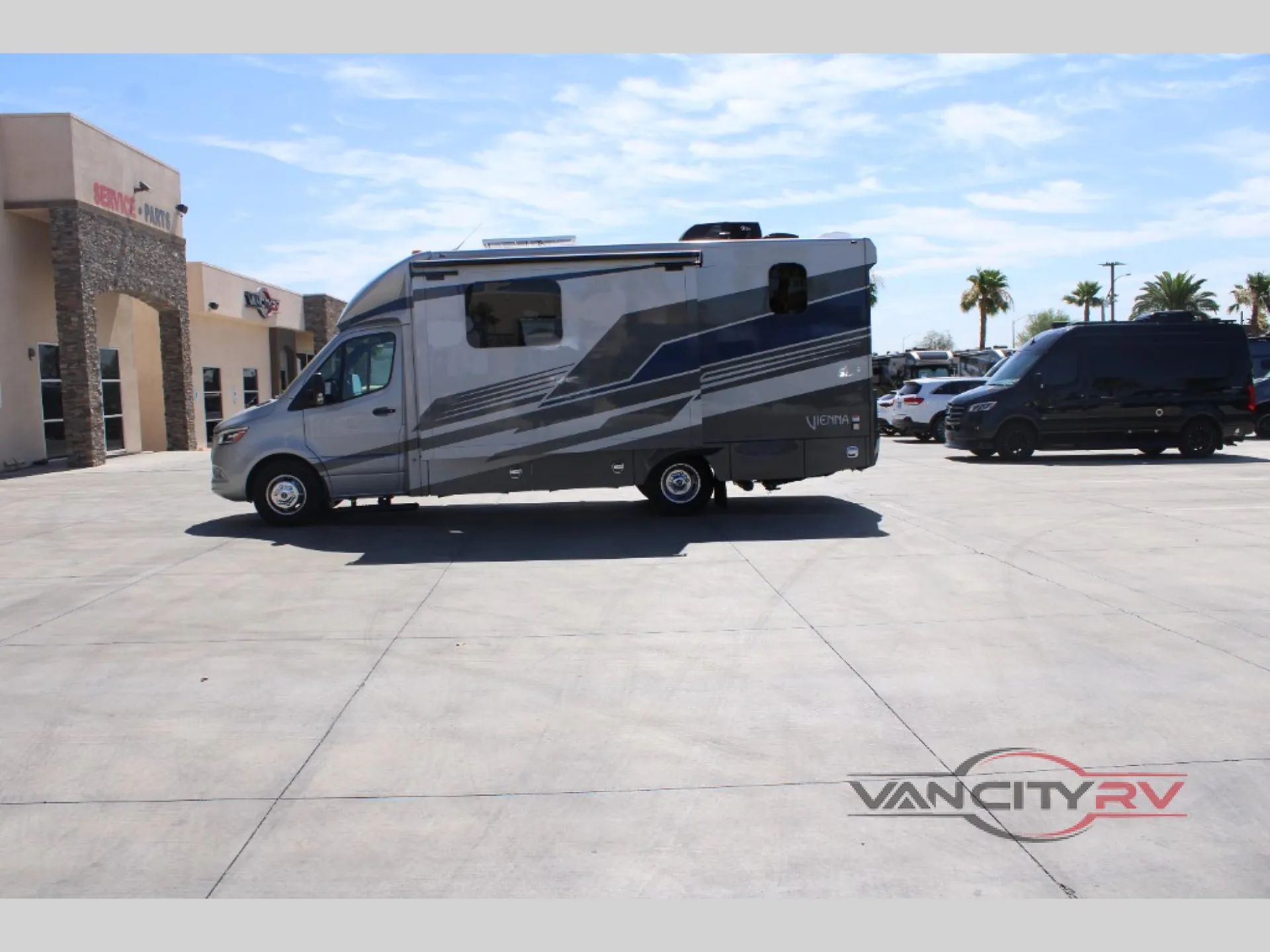 2026 Renegade RV Vienna 25DLN - Photo 3