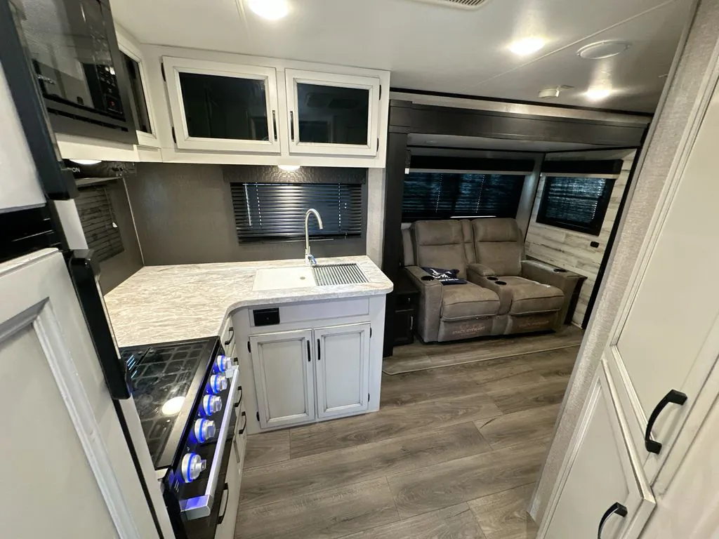 2021 Jayco Jay Feather 16RK - Photo 4