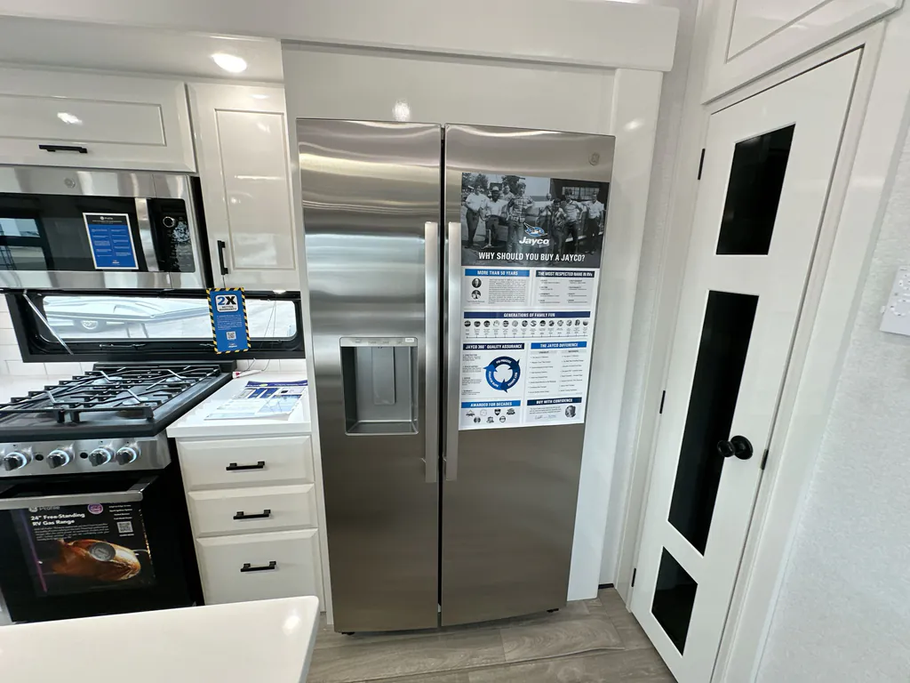 2027 Jayco Pinnacle 36FBTS, Photos photo 24