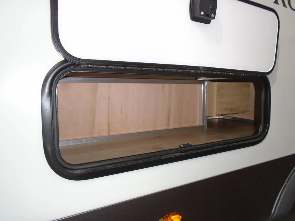 2027 Forest River Rockwood Ultra Lite 2706BH — Photo 6