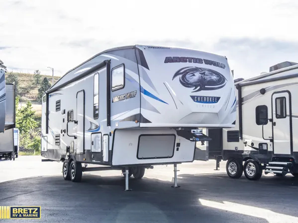 2020 Forest River RV Cherokee Arctic Wolf 255DBH8 - Main photo