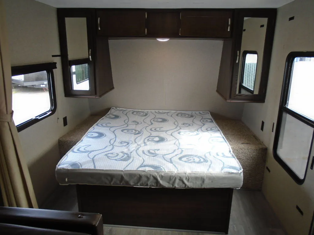 2019 Keystone Springdale 220BHWE, Photos photo 7