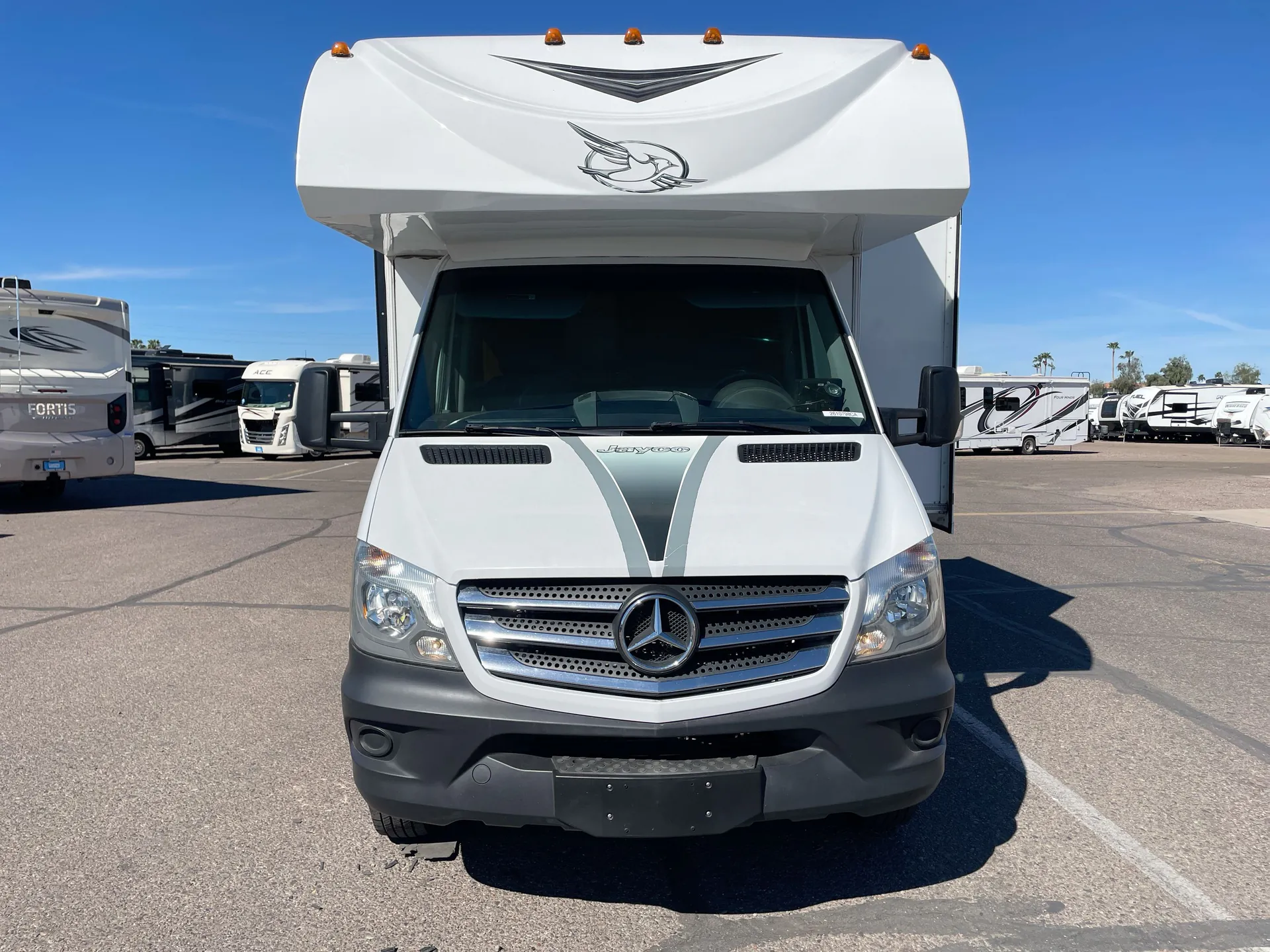 2017 Jayco Melbourne 24M — front