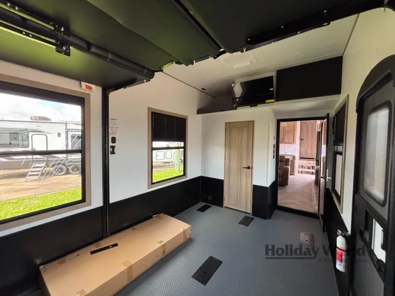 2026 Keystone Raptor 441 - Photo 4