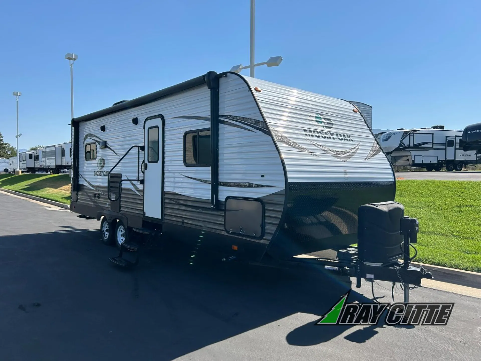 2019 Starcraft Mossy Oak 23RLS - Photo 2