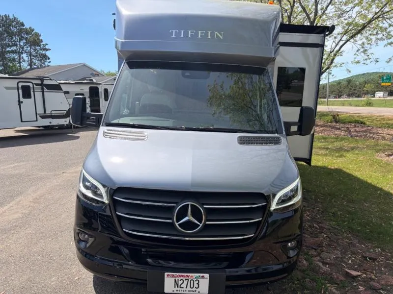 2026 Tiffin Wayfarer 25 XRW - Photo 3