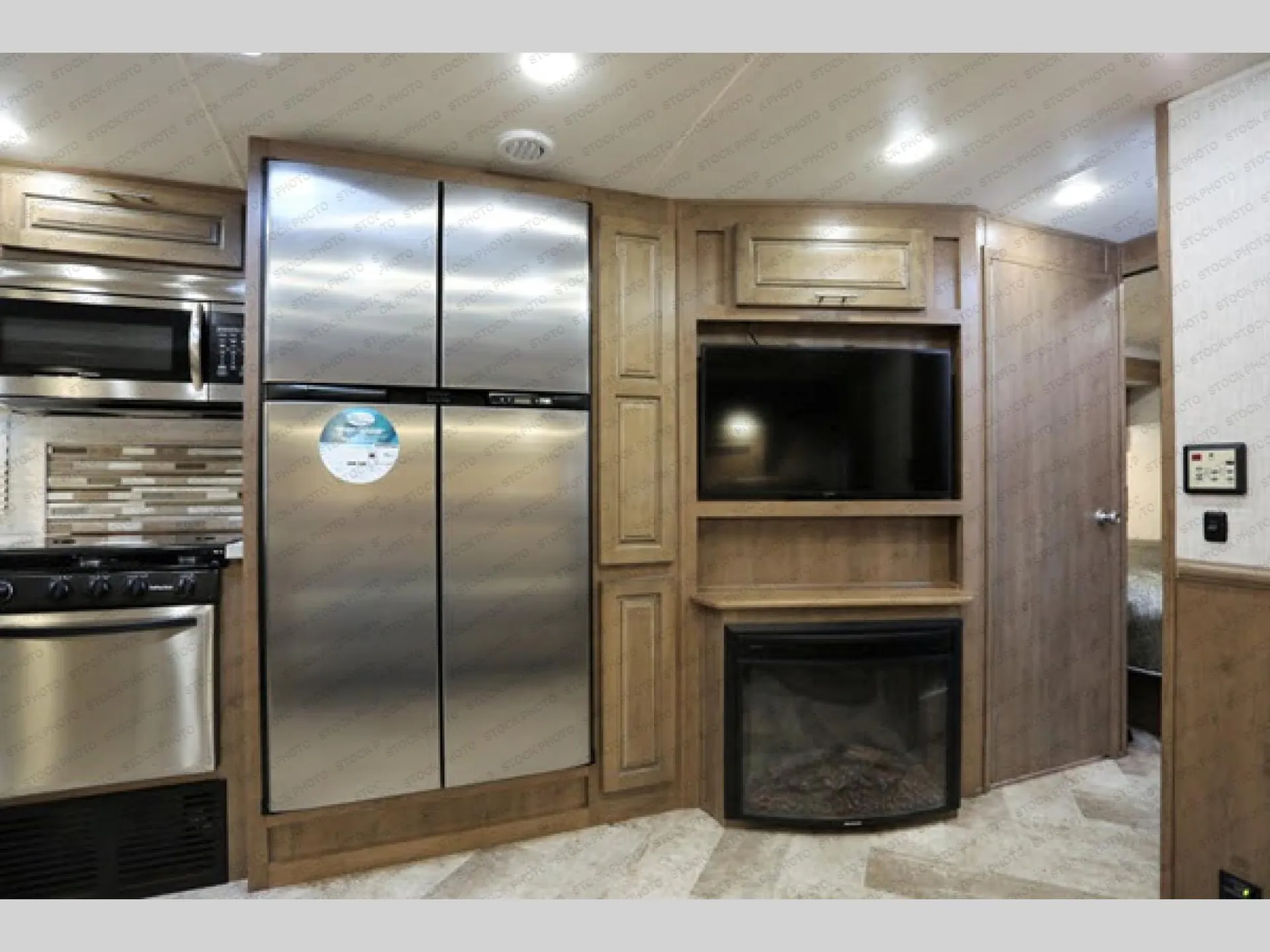 2020 Forest River Georgetown 5 Series GT5 31L5 - Photo 4