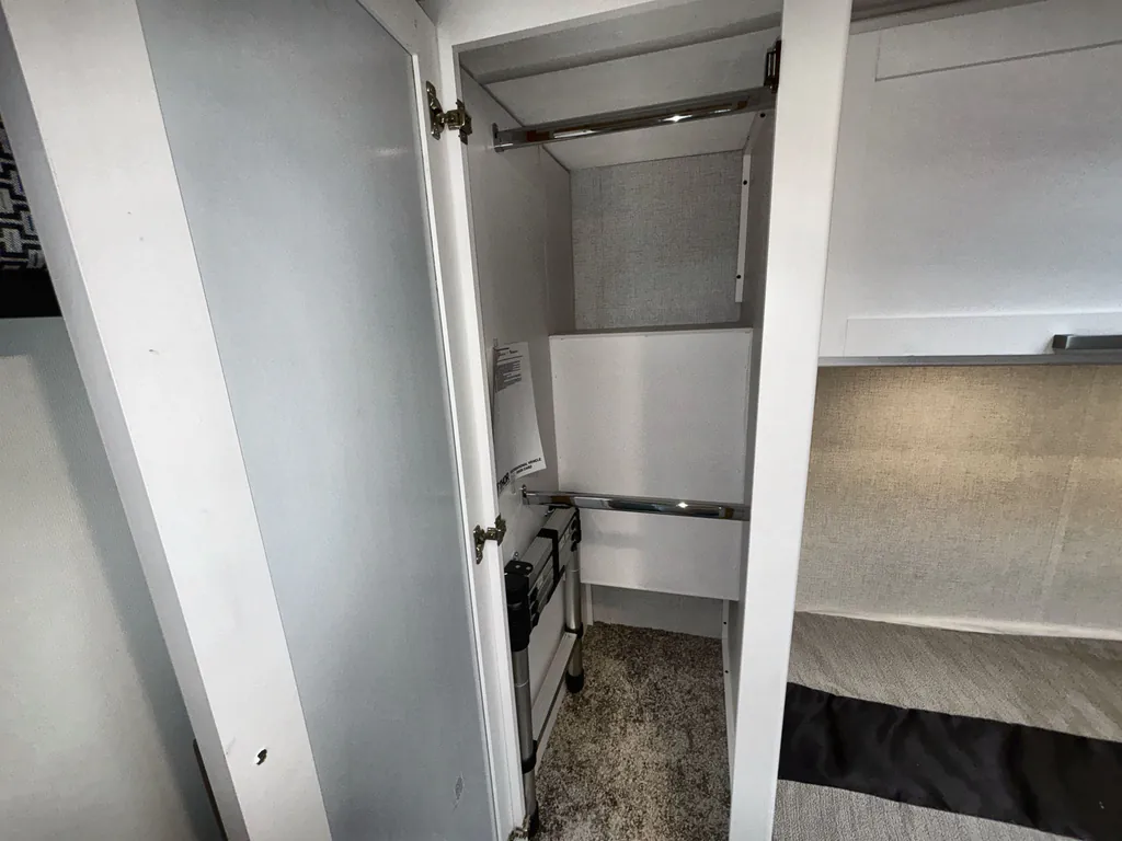 2026 Thor Motor Coach Freedom Elite 28HZ, Photos photo 20