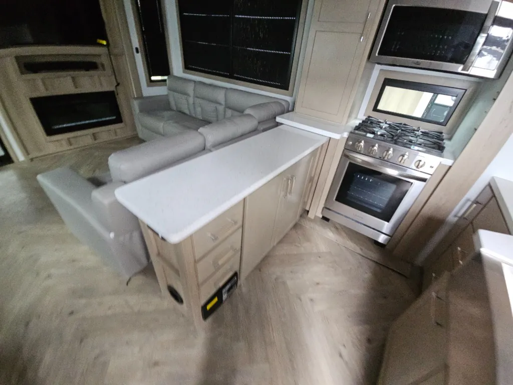 2026 Keystone Raptor 441, Photos photo 47