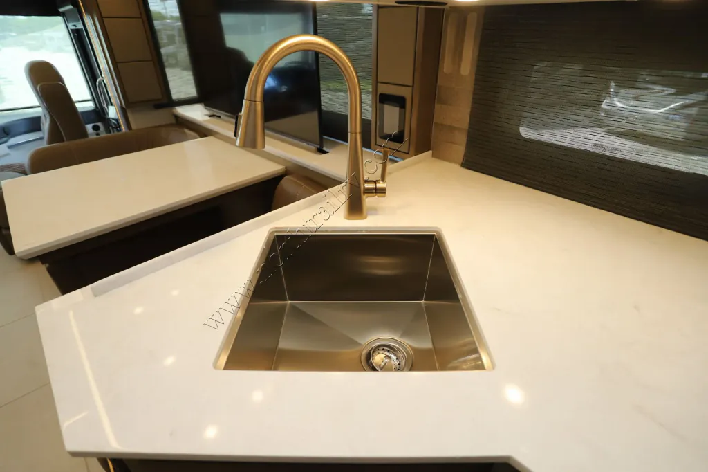 2027 Newmar New Aire 3543, Photos photo 15