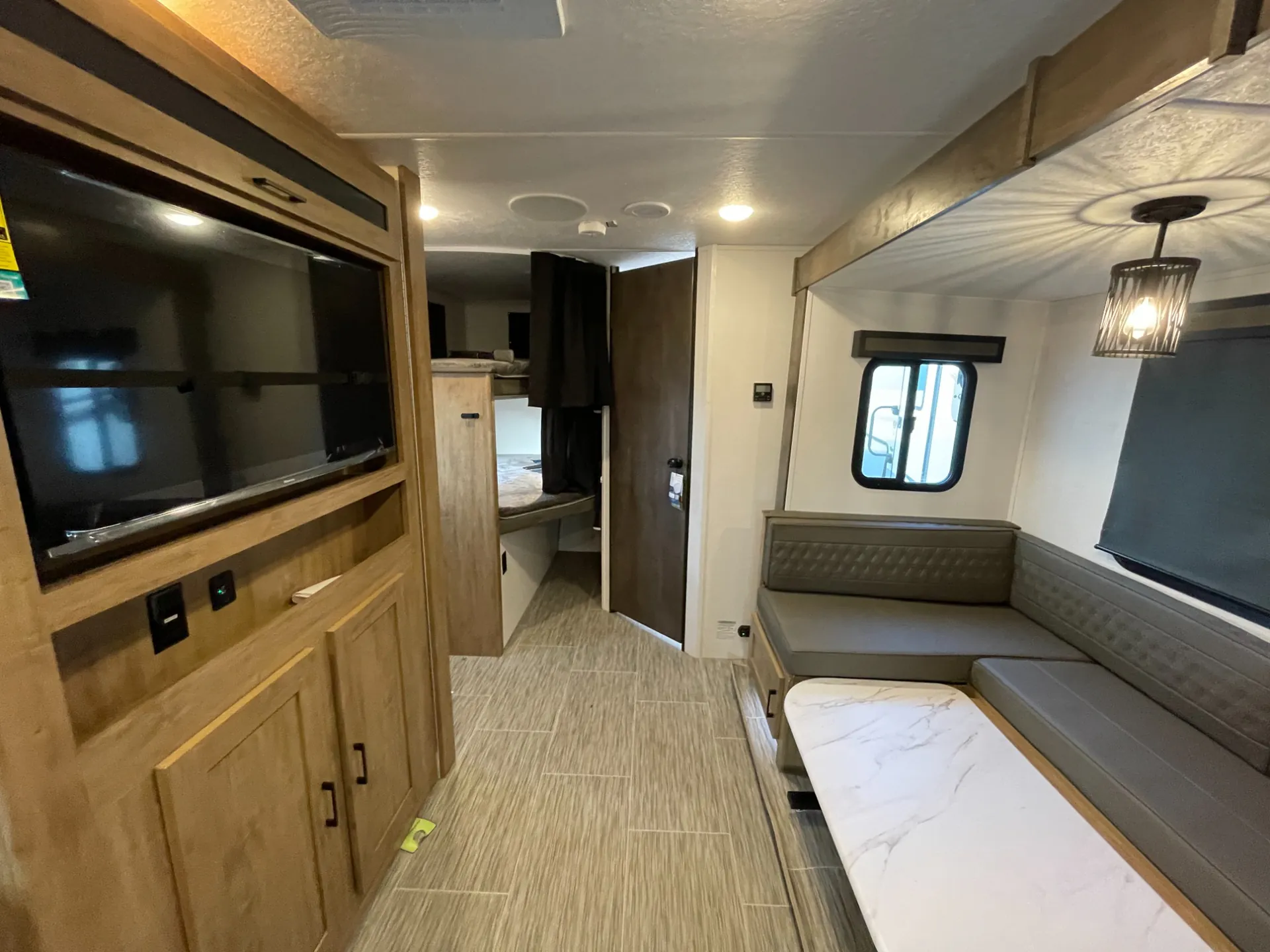 2024 Coachmen Freedom Express Ultra Lite 258BHS - Photo 3