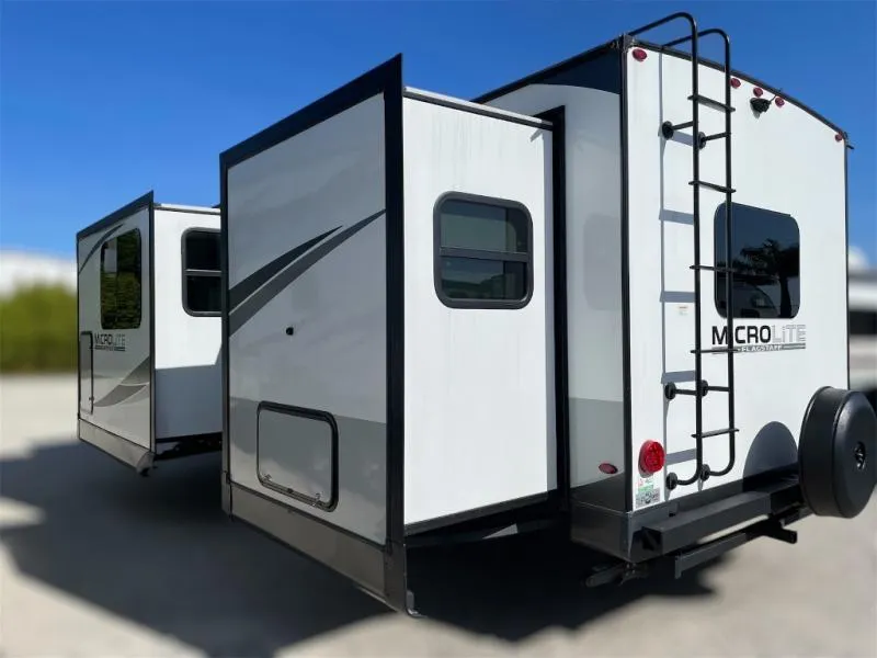 2023 Flagstaff Micro Lite 25FKBS - Photo 4