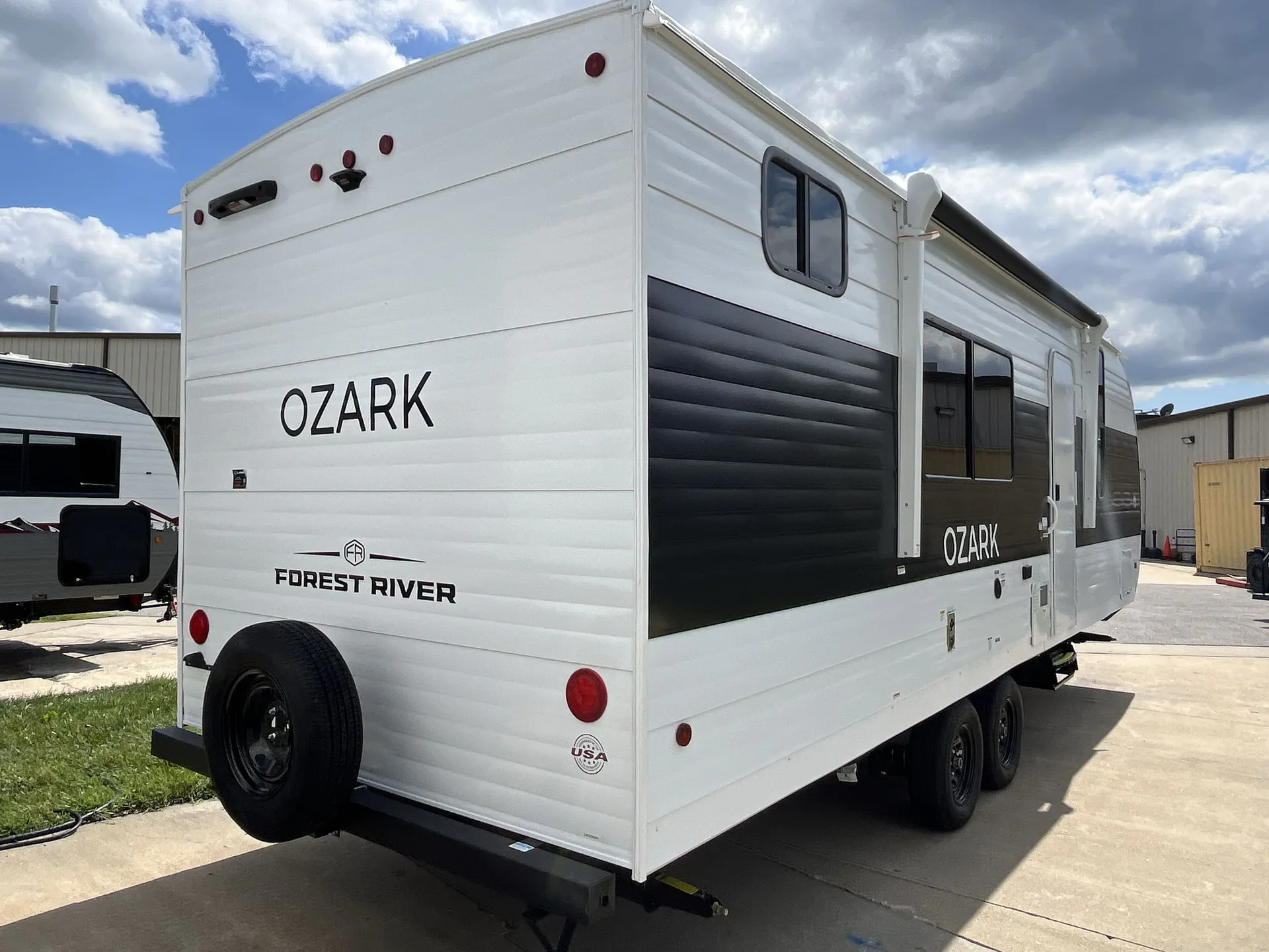 2026 Forest River Ozark 2400BHLE — backside
