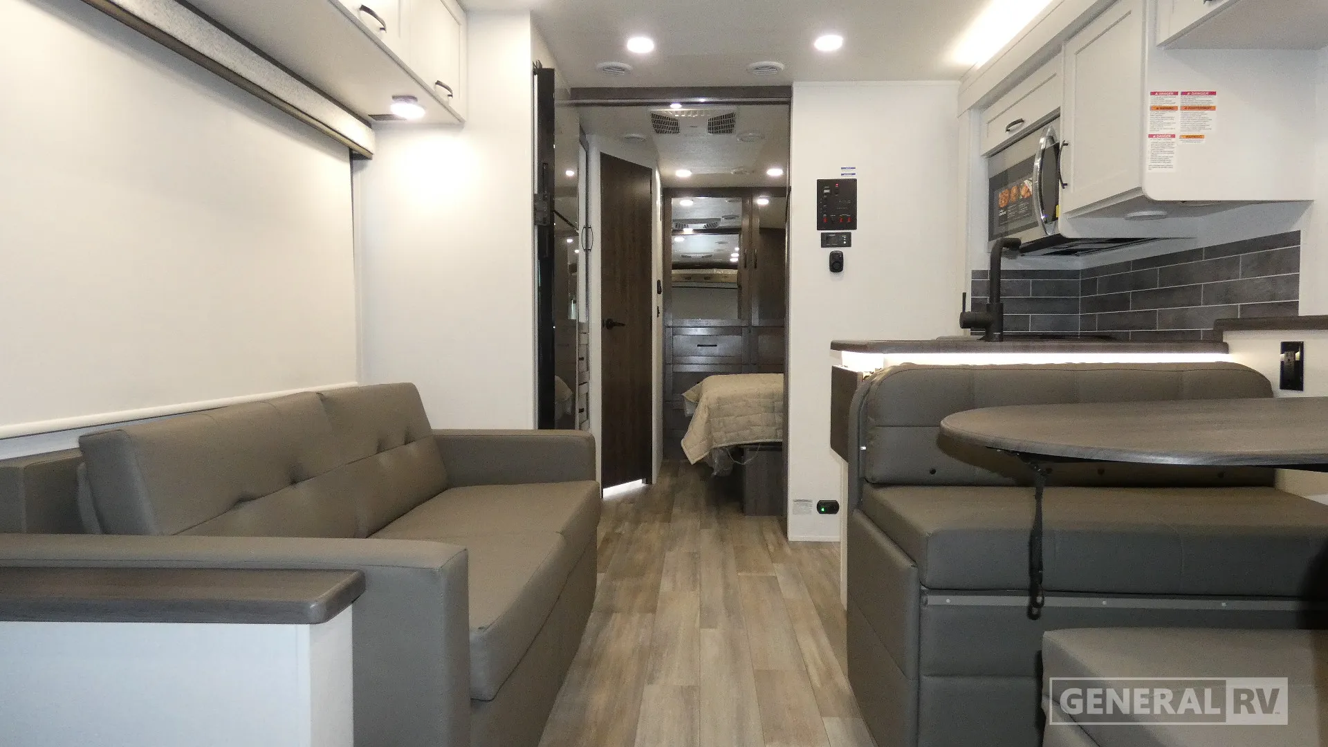 2026 Entegra Coach Vision 27A - Photo 3