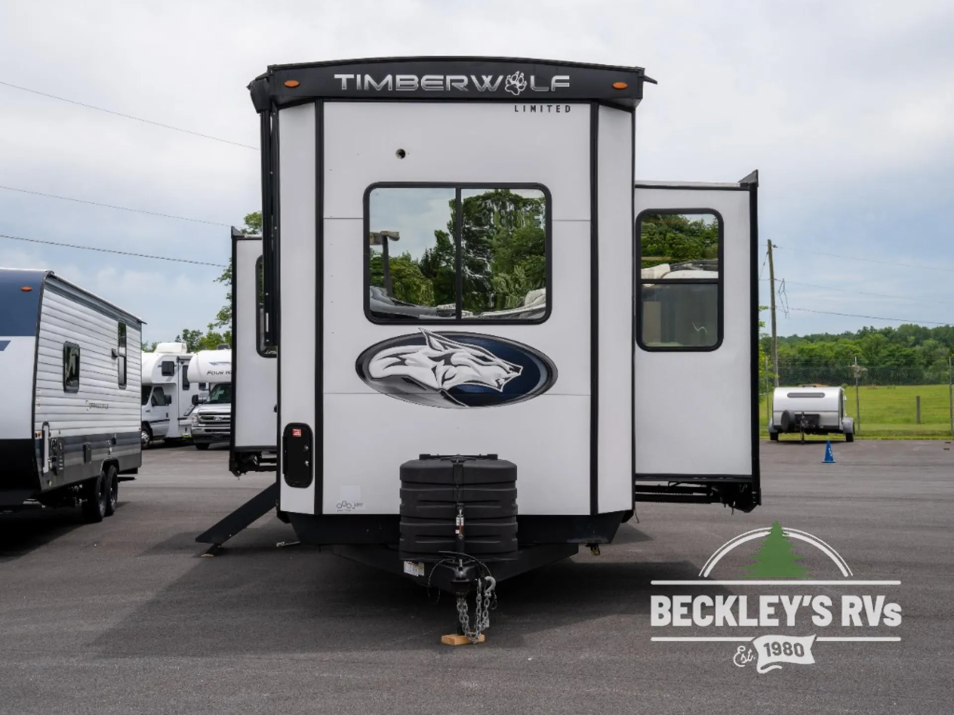 2024 Forest River Cherokee Timberwolf 39SR - Photo 4