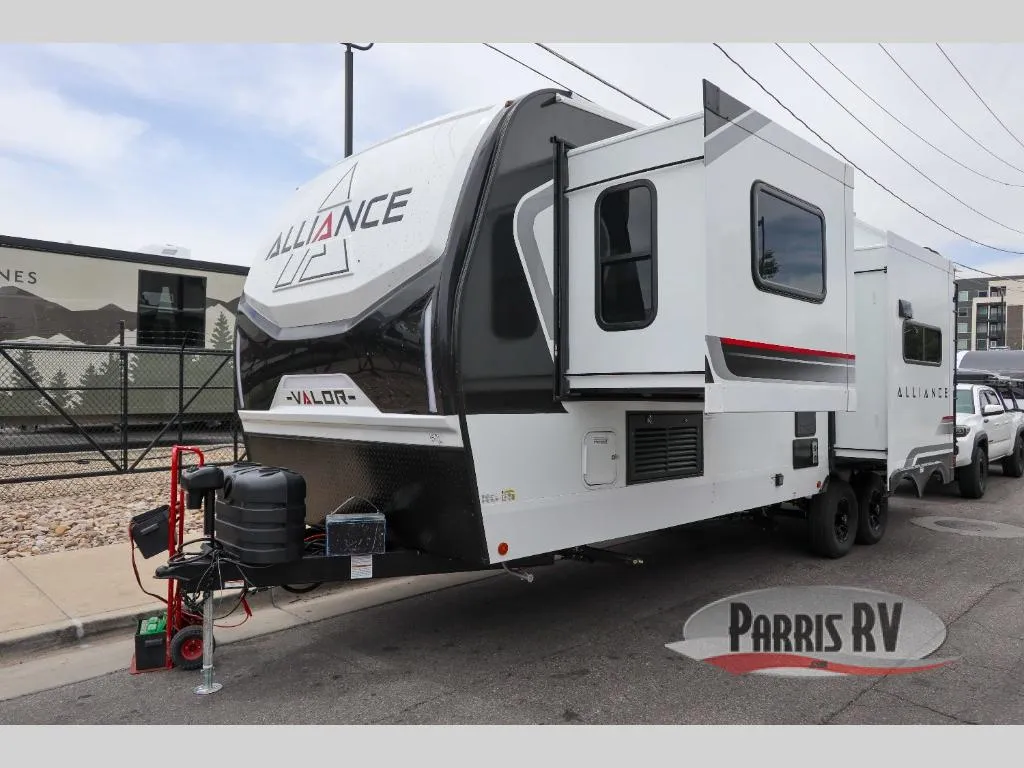 2027 Alliance RV Valor 27T14 - Photo 4