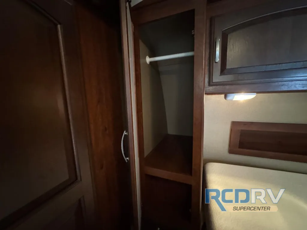 2015 Keystone Outback 298RE, Photos photo 28