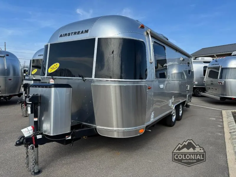 2022 Airstream Flying Cloud 23FB - Photo 3