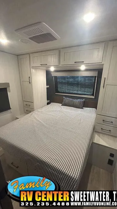 2026 Forest River Surveyor Legend 265RBLE — Photo 6