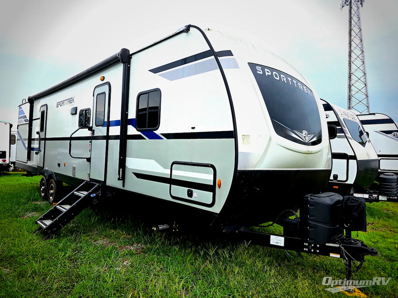 2021 Venture RV SportTrek ST332VBH - Photo 2