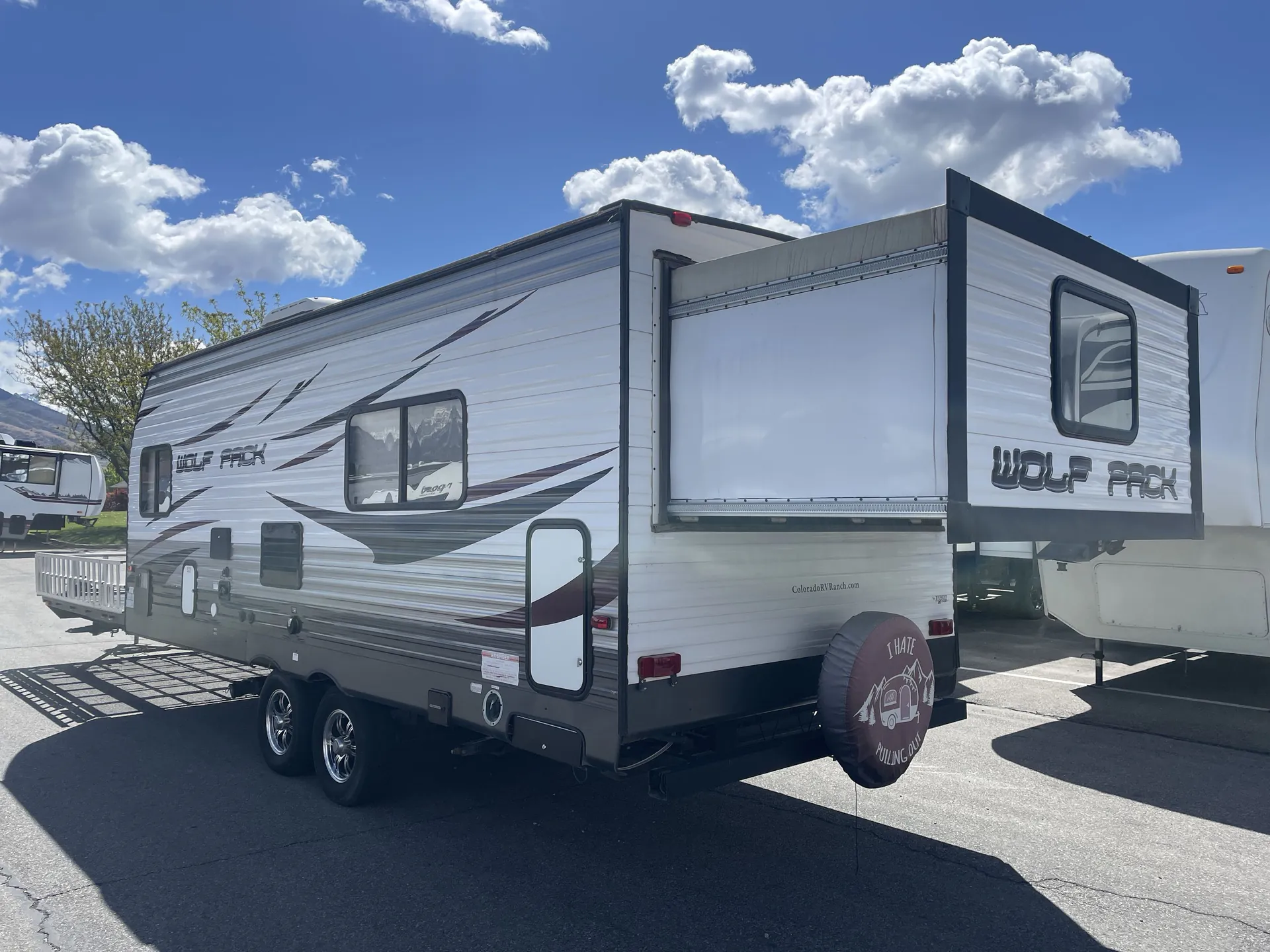 2015 Forest River Cherokee Wolf Pack 20WP — living area main