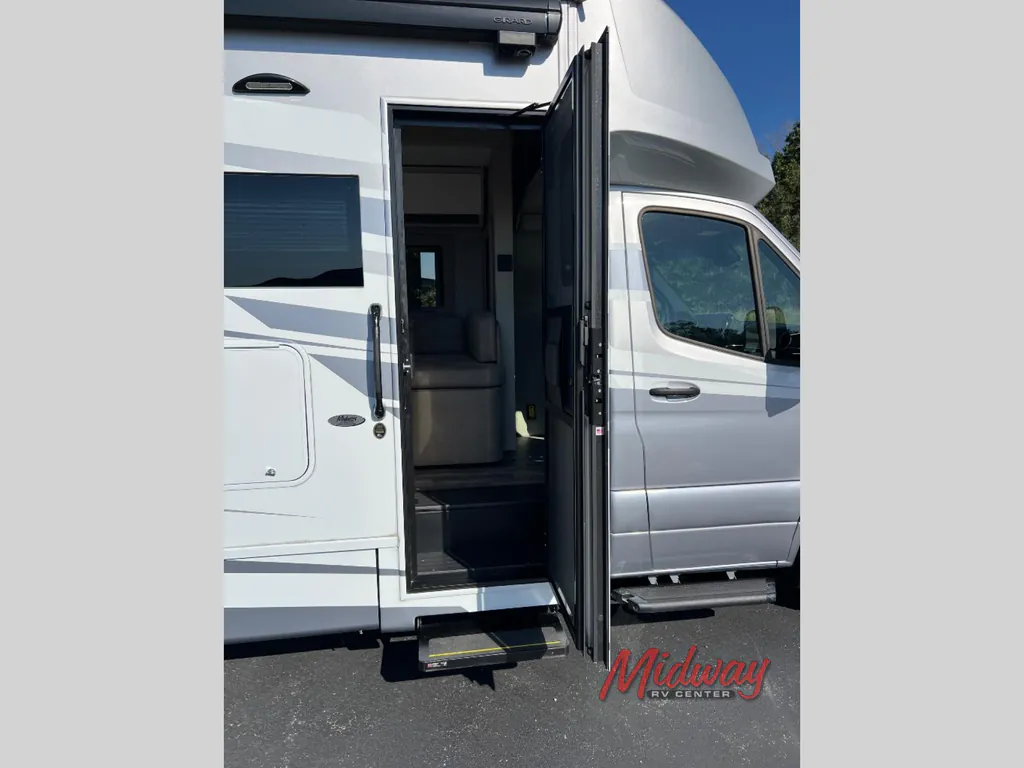 2026 Tiffin Wayfarer 25 XPW, Photos photo 33