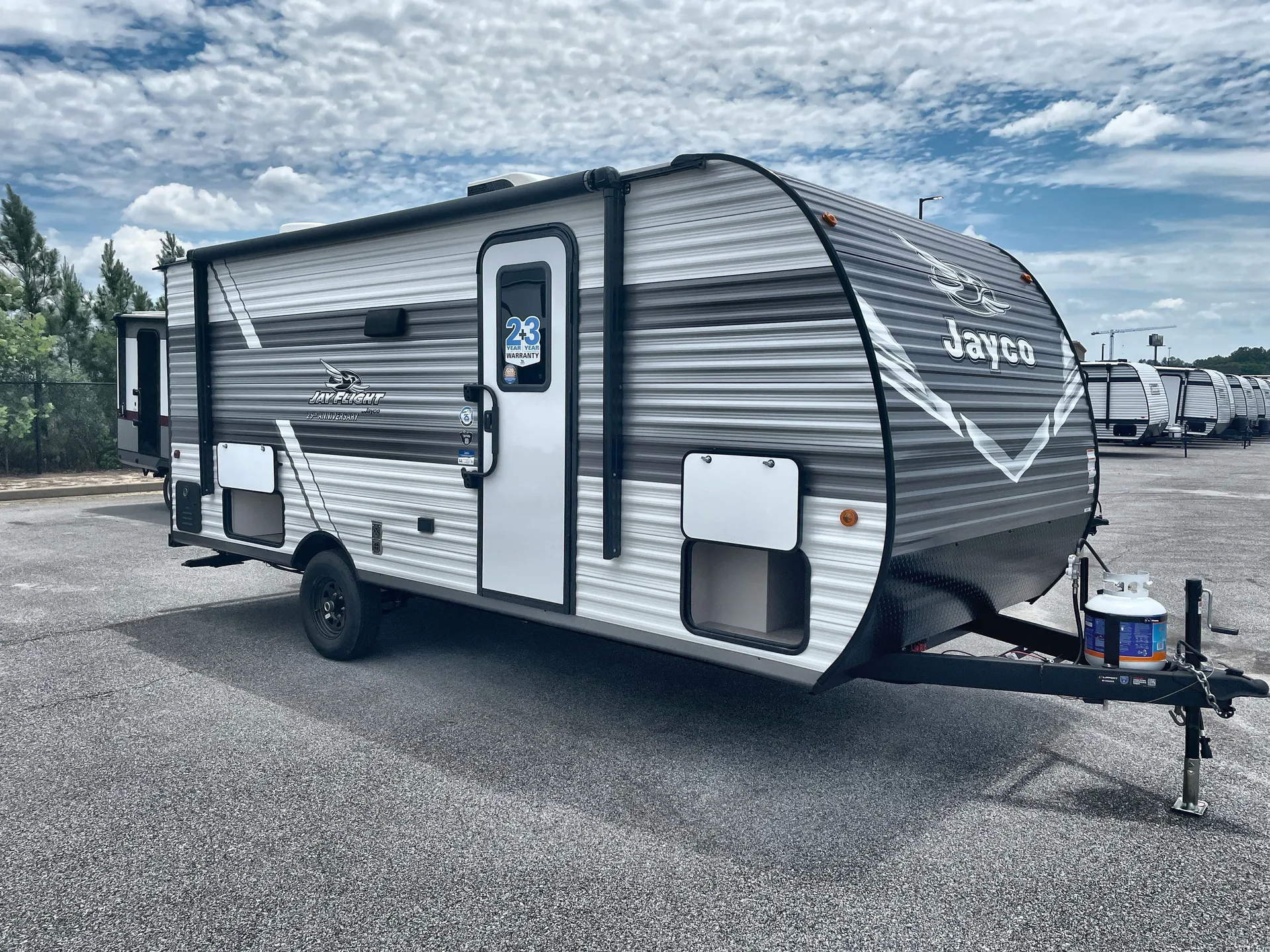 2027 Jayco Jay Flight 197MB - Photo 2