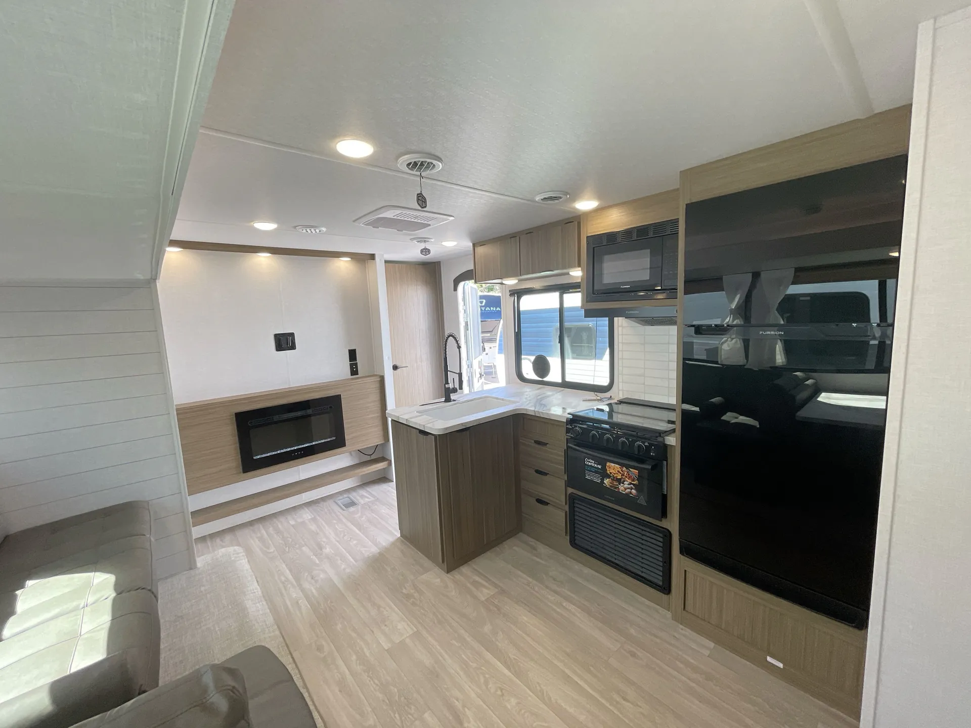 2027 Forest River Wildwood 31KQBTS — living area main