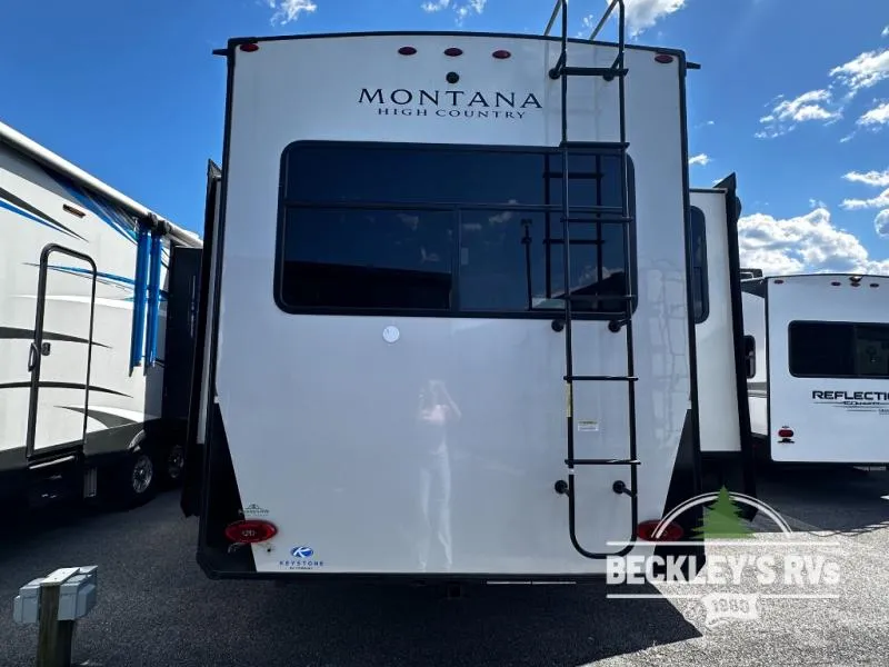 2025 Keystone Montana High Country 385BR - Photo 3