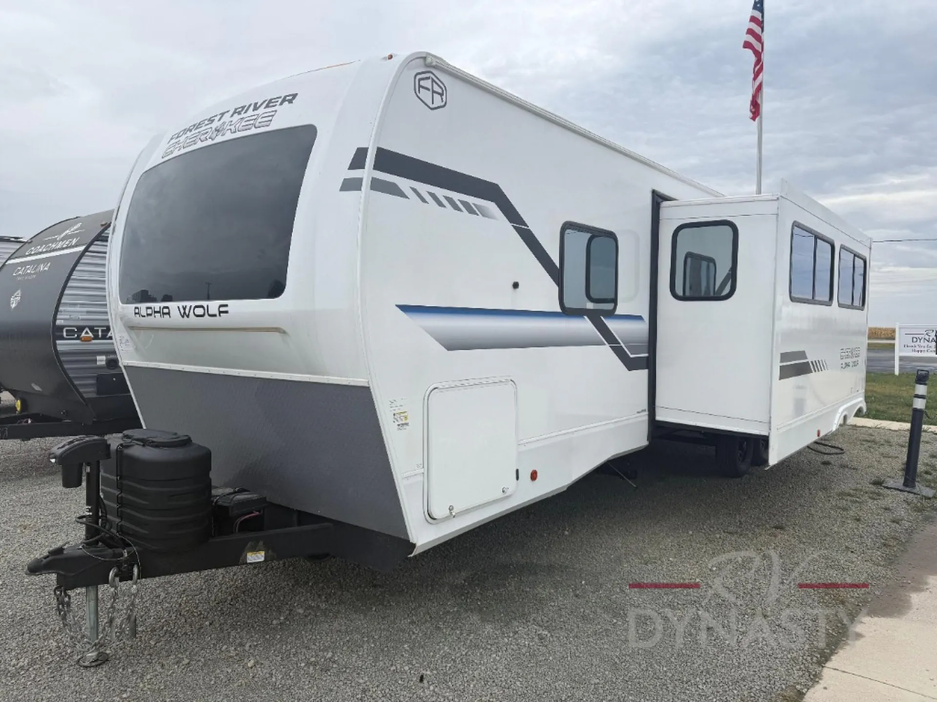 2026 Forest River Cherokee Alpha Wolf 29TB - Photo 3