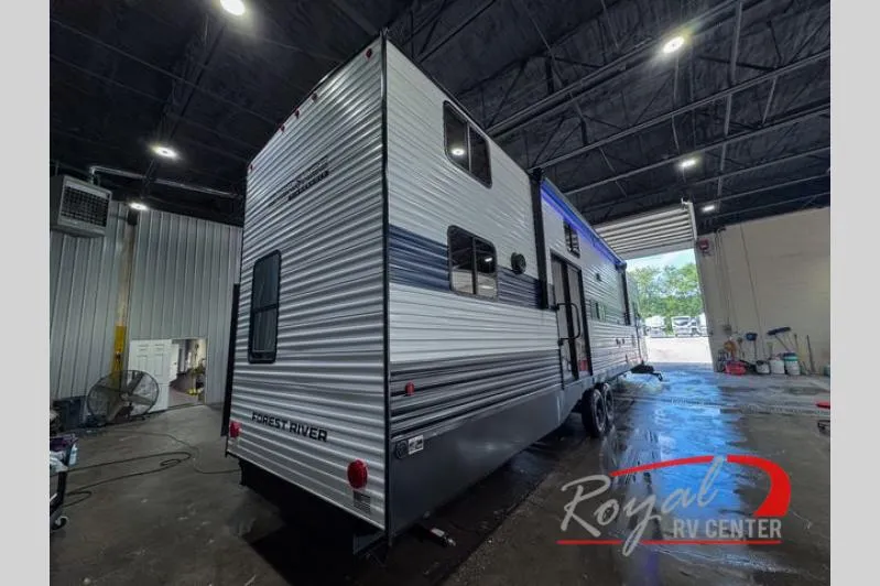 2026 Forest River Cherokee Timberwolf 39DC - Photo 3