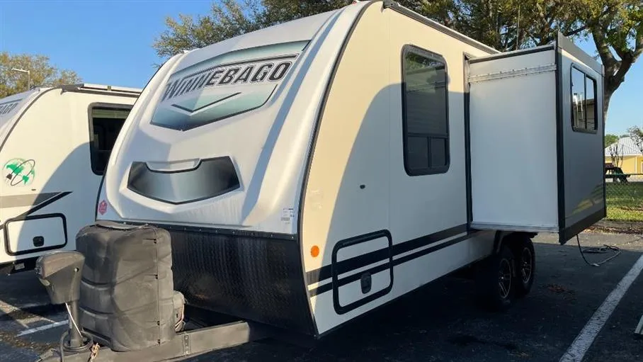 2021 Winnebago Micro Minnie 2108FBS - Photo 4