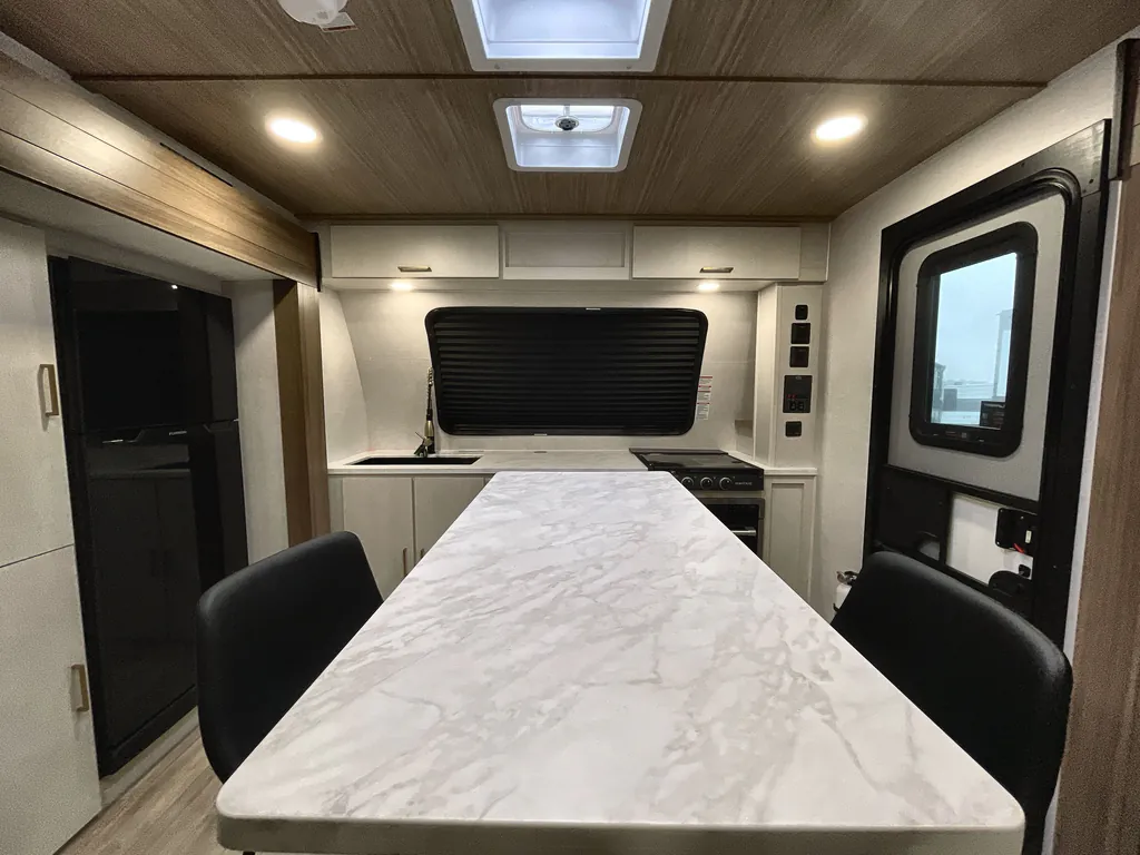 2026 Forest River Vibe Extreme Lite 2500FIK, Photos photo 2