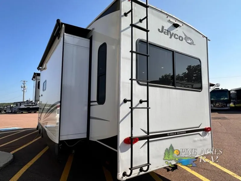 2022 Jayco Eagle 321RSTS - Photo 4