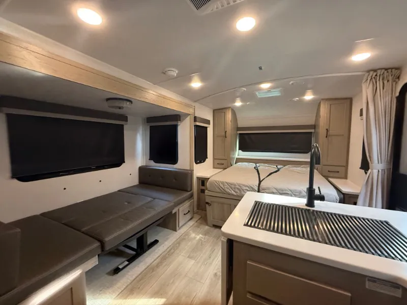 2025 Forest River Rockwood Mini Lite 2513S — Photo 7