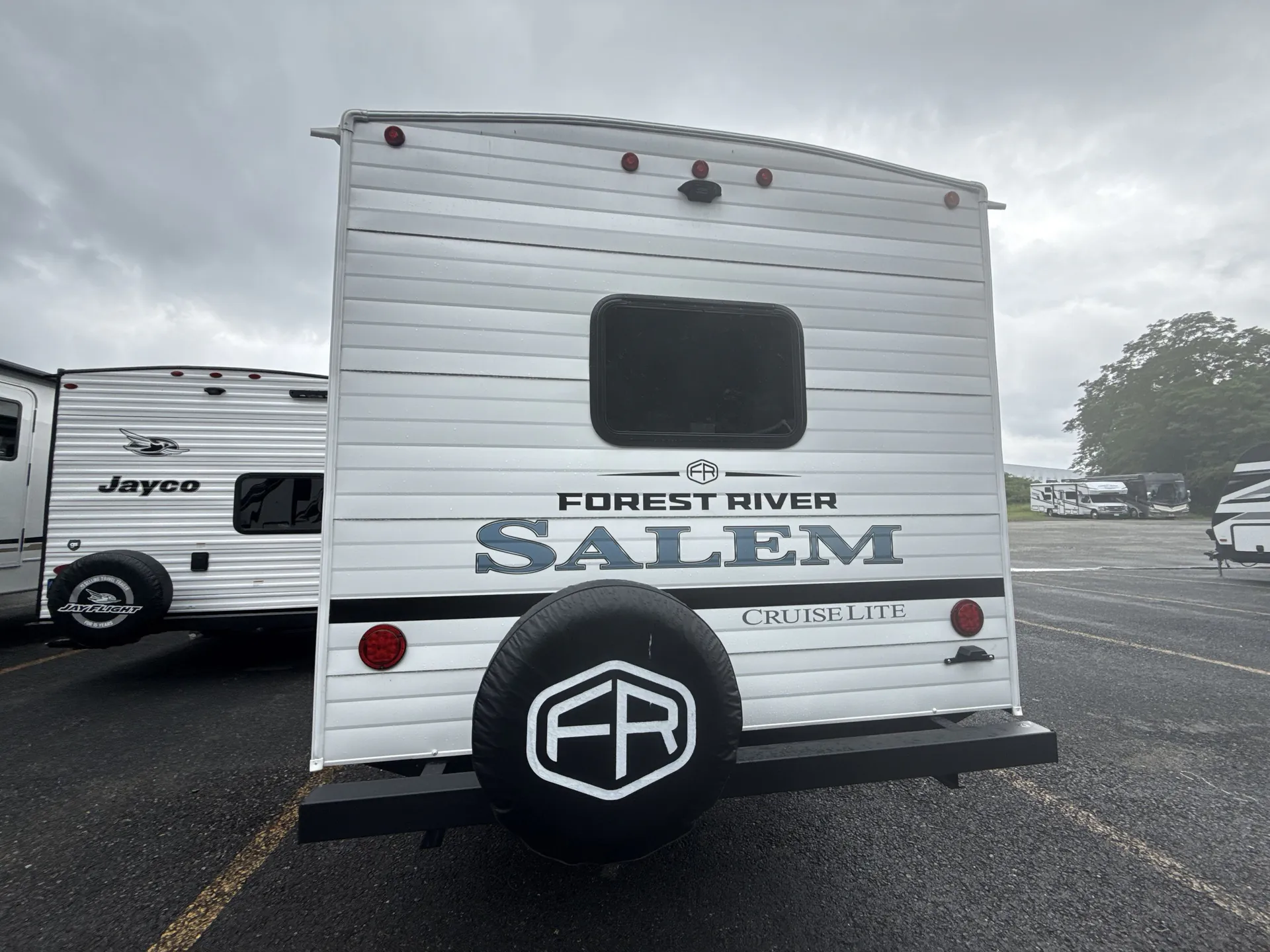 2027 Forest River Salem Cruise Lite 28VBXL — backside