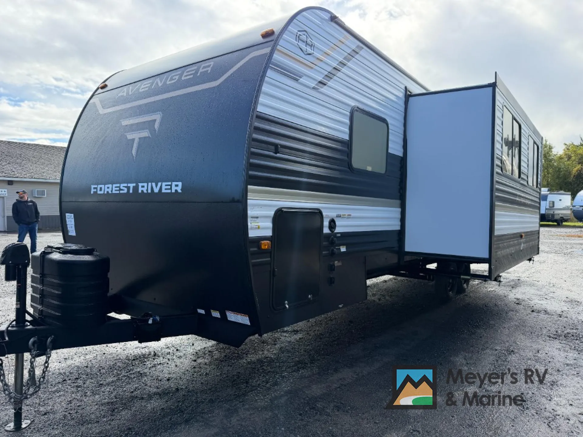 2027 Forest River Avenger 26DBS - Photo 4