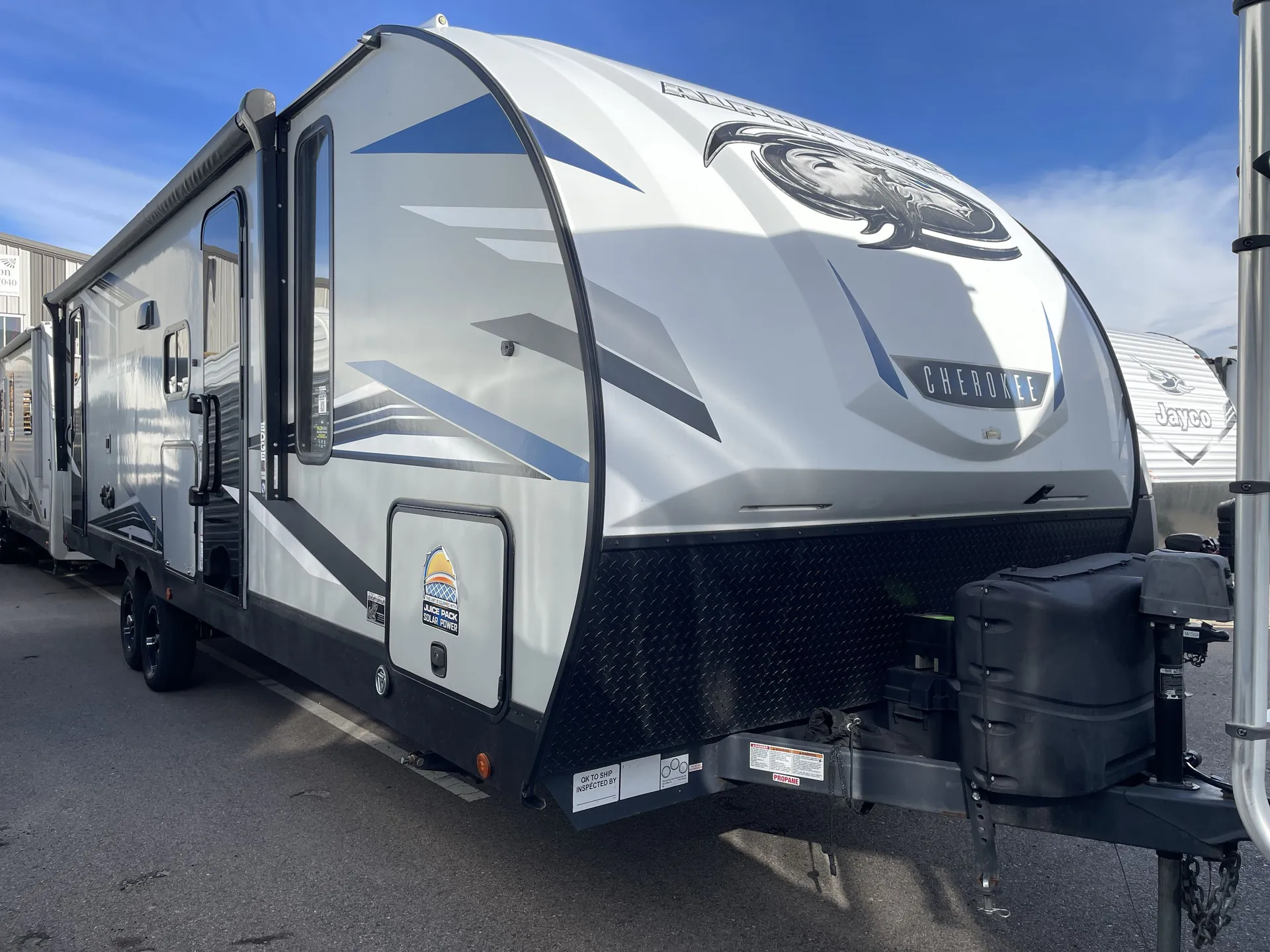 2022 Forest River Cherokee Alpha Wolf 26DBH-L