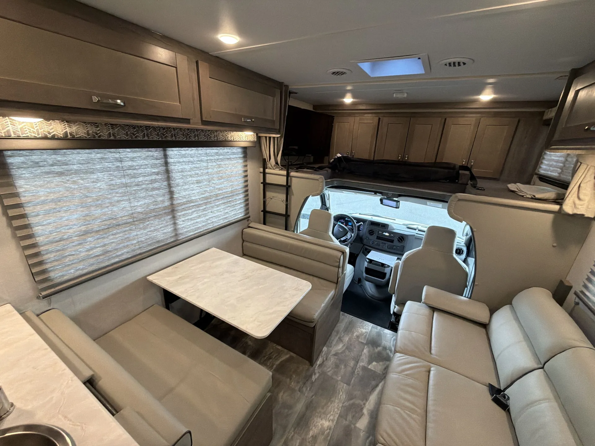 2024 Gulf Stream Conquest 6280 - Photo 4