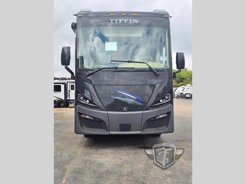 2026 Tiffin Phaeton 44 OH - Photo 3