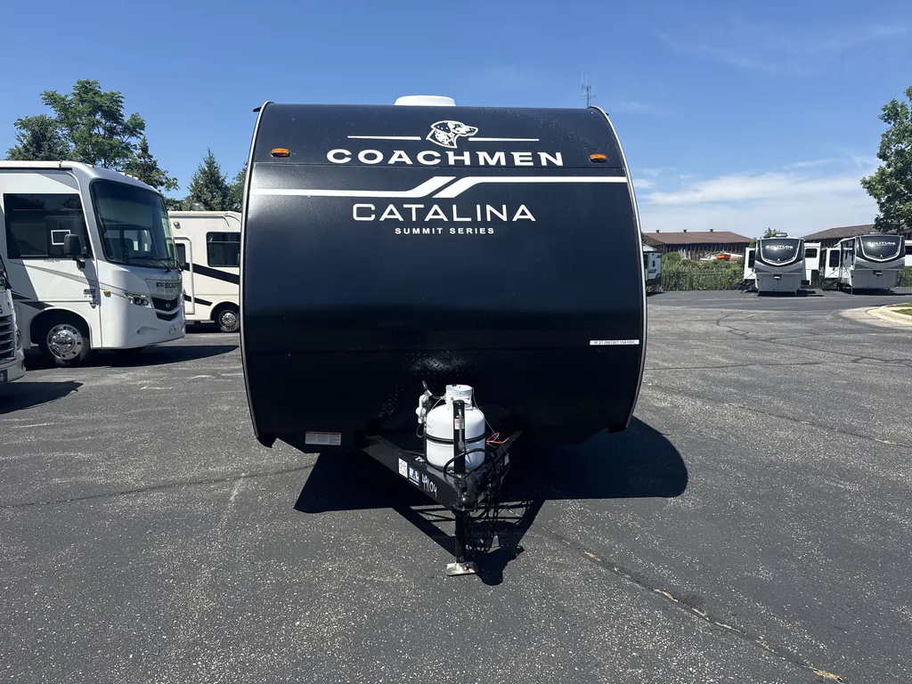 2027 Coachmen Catalina Summit Series 7 154RBX, Photos photo 4