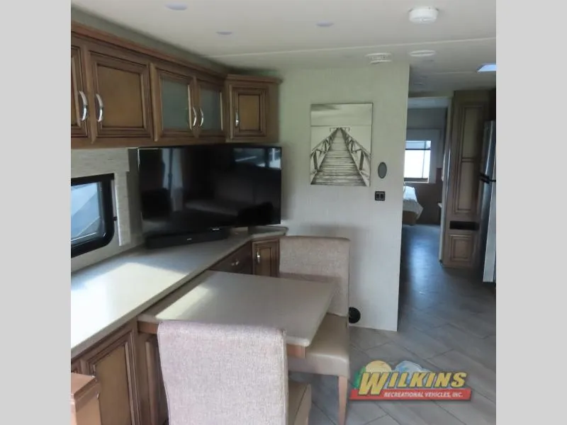 2020 Newmar Bay Star 3226 - Photo 3