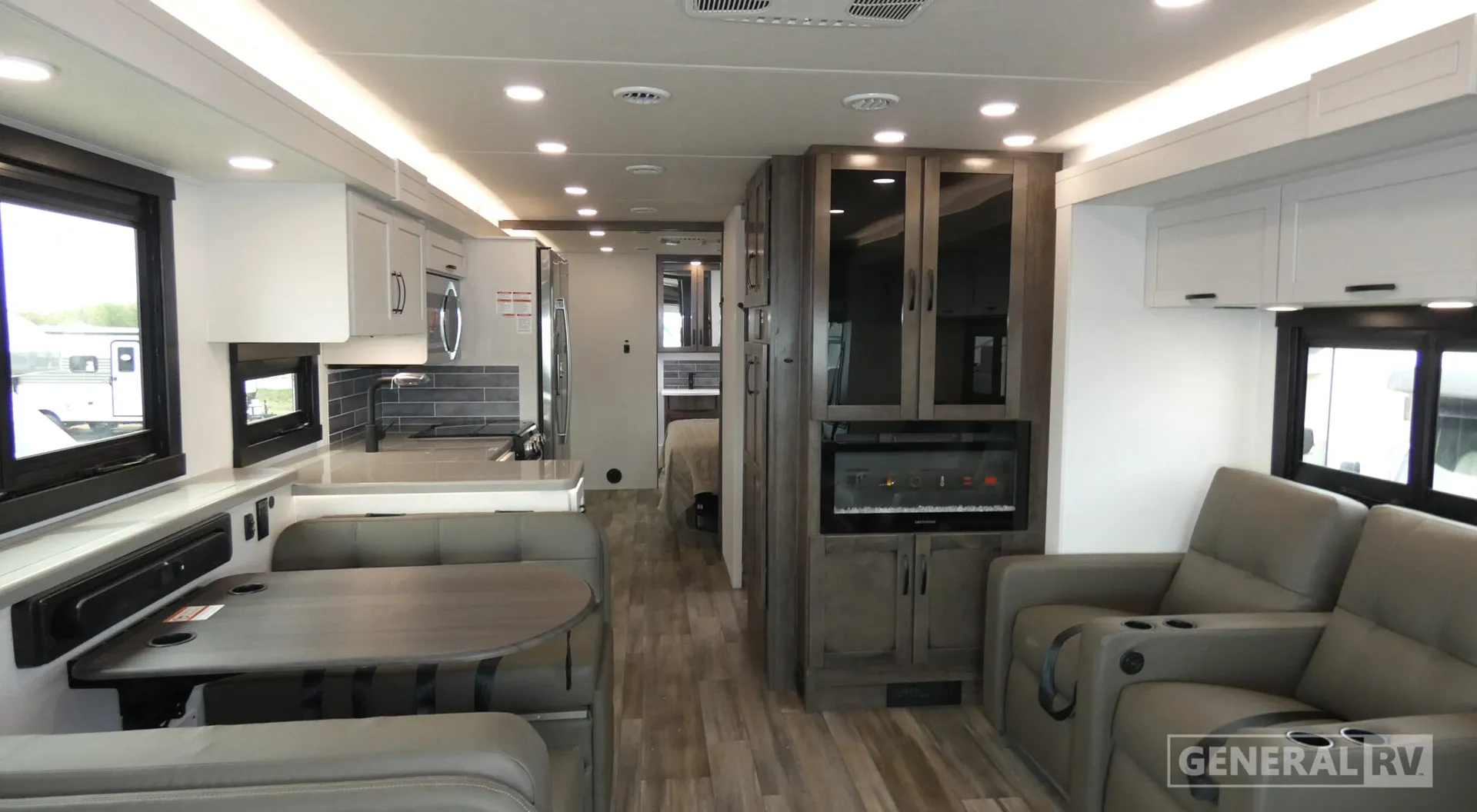 2026 Entegra Coach Vision XL 36C - Photo 3