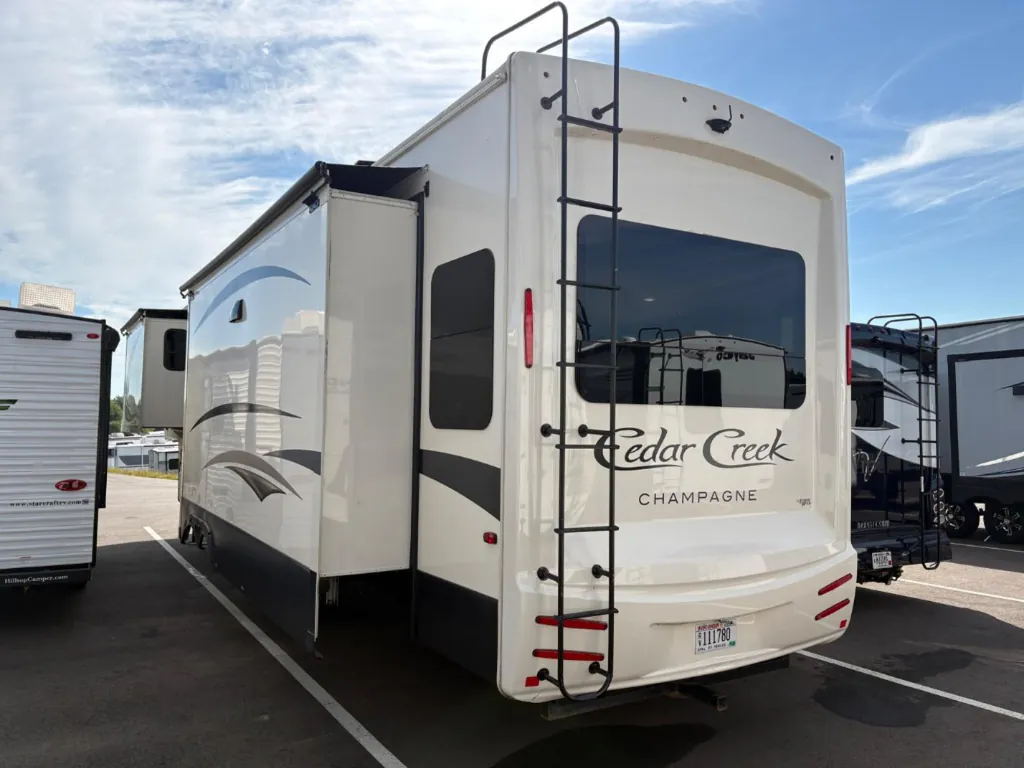 2020 Forest River Cedar Creek Champagne Edition 38EL, Photos photo 5