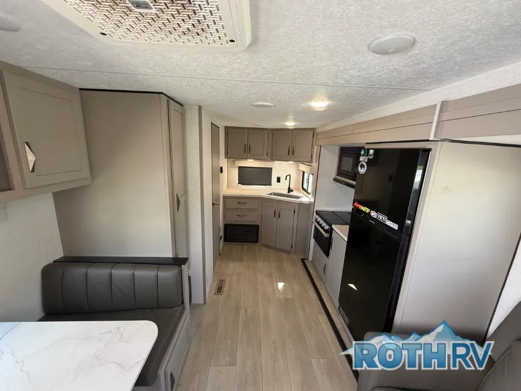2025 KZ Connect SE 211MKSE - Photo 2