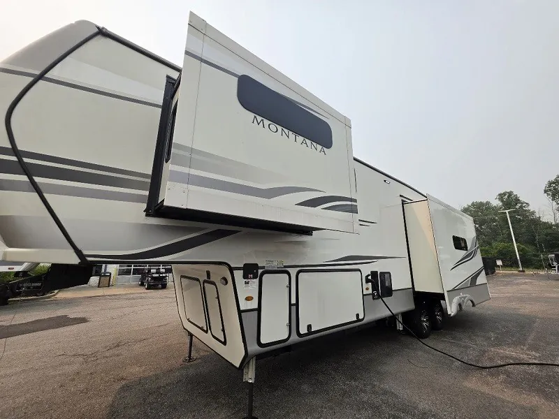 2022 Keystone Montana 3231CK, Photos photo 10