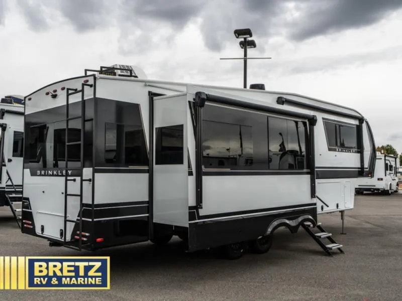 2026 Brinkley Model Z 3100 - Photo 4
