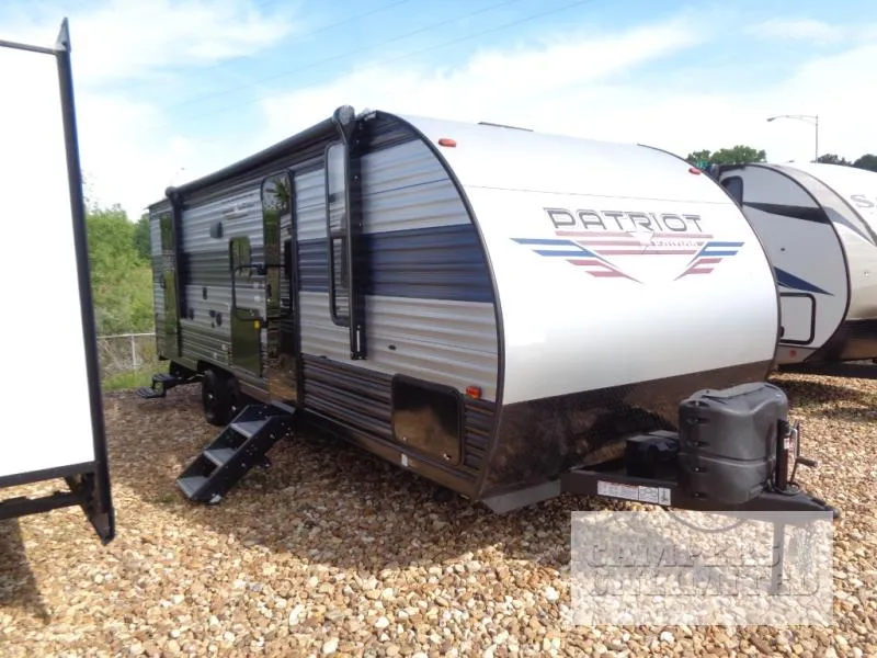 2022 Forest River Cherokee Grey Wolf 23DBH - Photo 2