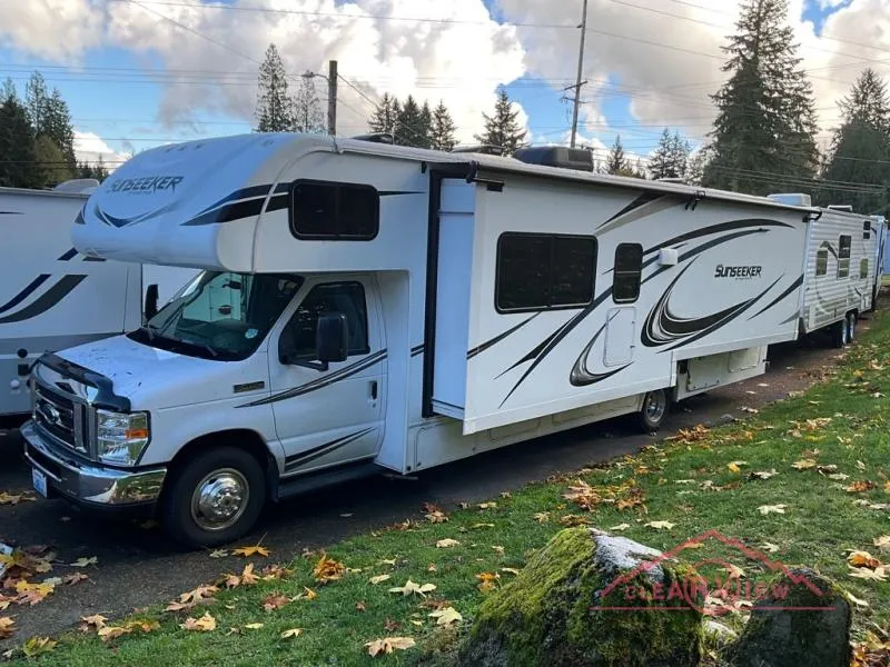 2019 Forest River Sunseeker 3270S - Photo 3