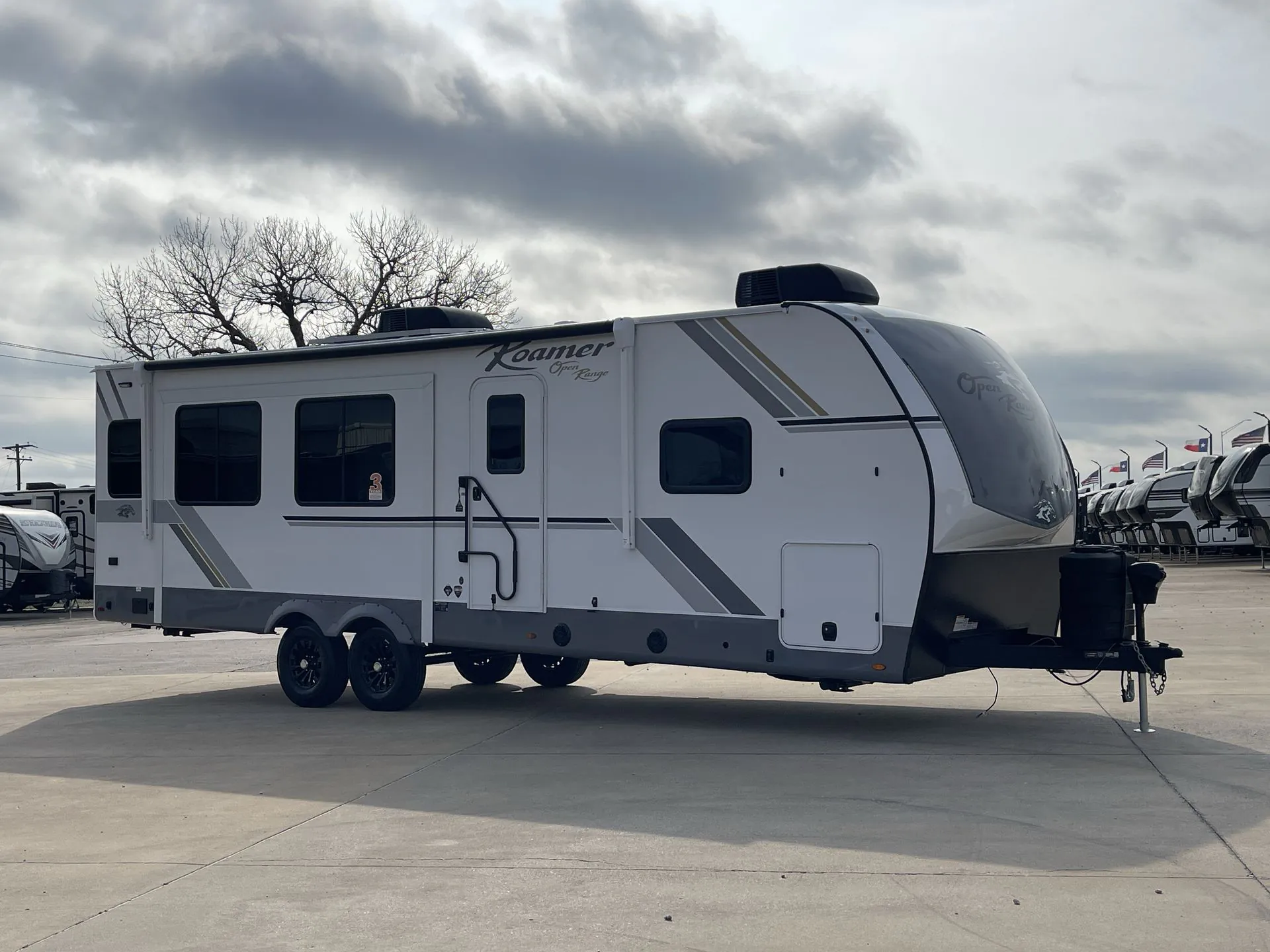 2026 Open Range RV Roamer Light Duty 29RLTS - Photo 2